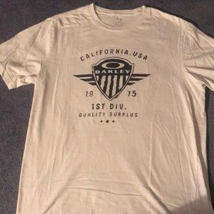 Oakley Shirt (M)